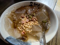 -肖四女乐山跷脚牛肉(南汇大学城生活广场店)
