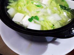 -闫家驴肉老店(华电一校店)