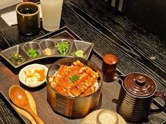 一鳗三吃-玄白·炭烤活鳗(上海首店)