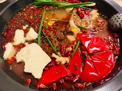 -黄潇洒老火锅(九眼桥宏济巷店)