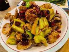 -叁宝烤肉• 西安烧烤 领跑品牌(曹家堡店)