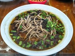 饸饹用碗上-国俊八大碗饭店