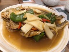 家烧小黄鱼-十面欢腾·海鲜面·台式Bistro(长乐路店)