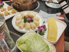 -殷式·私房烧烤·羊蝎子火锅(什刹海店)