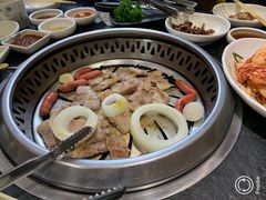 -草家酱蟹炭火烤肉店(珲春南路一店)