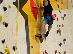 -问山MountQuest攀岩馆