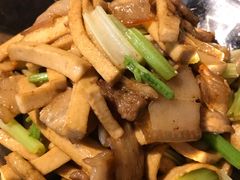 -饭桌故事·血鸭湘(荣宝华店)