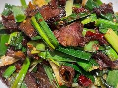 生爆牛肉-老长沙湘菜馆(凤凰路店)