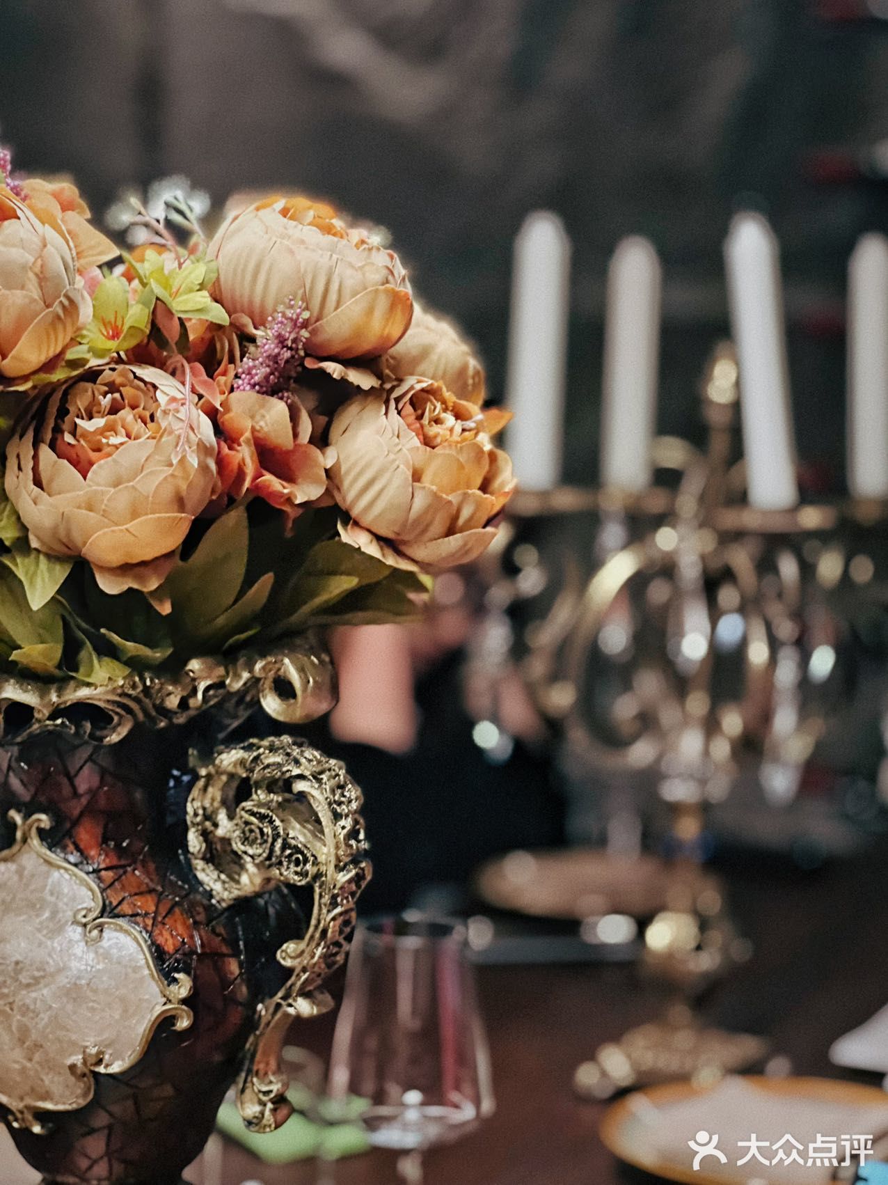 节日去哪儿？满满仪式感，从À Table开始🔛