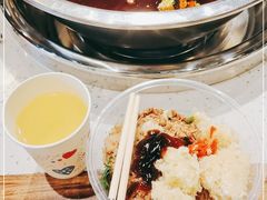 -肖肖酸萝卜鱼火锅(总店)