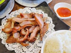 特色猪颈肉-裕记烧腊连锁餐饮(国商分店)