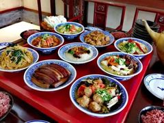 -蓝田九大碗民俗食府(蓝田店)