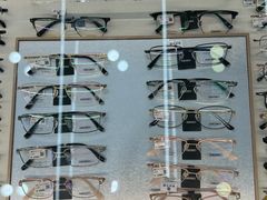 -世纪大明眼镜·林德伯格·蔡司官方授权店(武昌旗舰店)