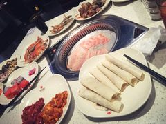 -佰烧海鲜烤肉火锅自助(世茂国际广场店)