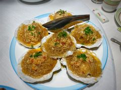 蒜蓉粉丝蒸扇贝-开海·红岛海鲜虾水饺(石老人店)