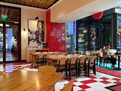 -城市大道红炉披萨烘焙坊