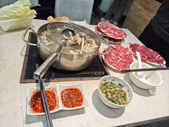 -黑山牛肉汤火锅(花城汇店)