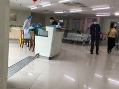 -上海市松江区中心医院