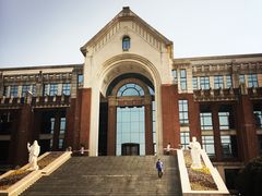 -华东政法大学(松江校区)