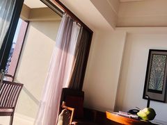 -三亚湾海居铂尔曼度假酒店