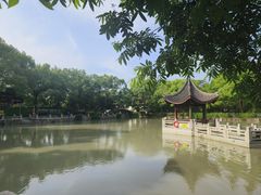 -汇龙潭