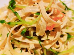 黑豆芽拌千张-金鸭季·北京烤鸭(深业上城店)