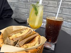 -萤火虫咖啡(砖著店)