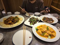 -闫府私房菜·百年鲁菜(恒隆店)