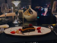 -皇冠假日酒店-B&G51餐厅