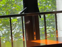 -上海市静安区图书馆(新闸路馆)