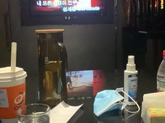 -K+全国连锁KTV(绿地缤纷天地店)