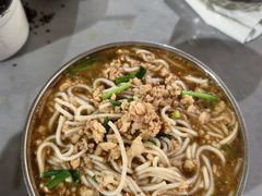 -正宗杨记普洱酸醋米线(总店)