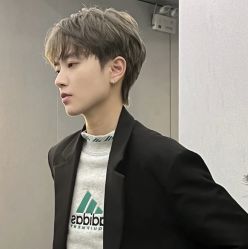 -川和潮人