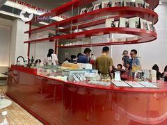 -UNI UNI(环亚凯瑟琳店)