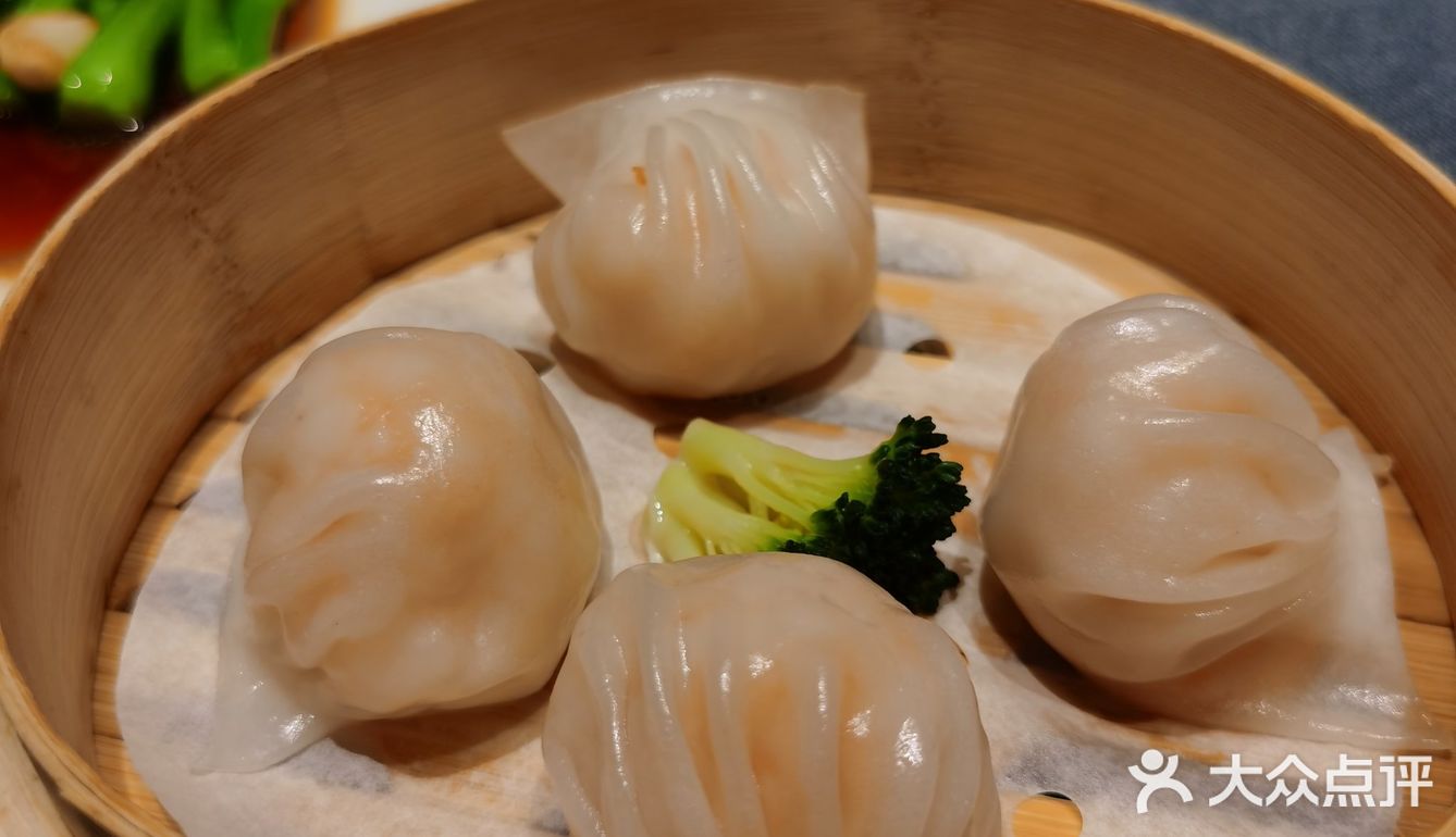 我果断下单带全家人去吃饭。毕竟人均300以上的餐厅