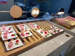 -山焱·炭火自助烤肉(周浦万达店)
