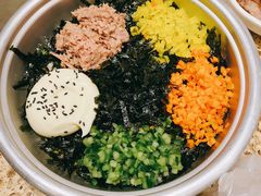 金枪鱼手抓饭团-東門韩国传统烤肉·韩国料理(银座直营店)