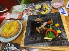 -米德维奇俄式西餐厅(西六道街店)