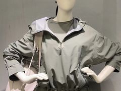 -迪桑特DESCENTE(青岛山东路万象城店)