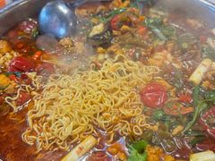 -牟记江湖重庆地标特色菜鱼蛋海鲜羊蝎子(巴南区黑金冠十多年好店)