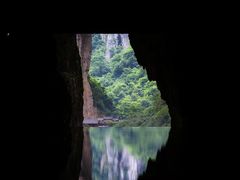 -燕子河大峡谷天坑仙境