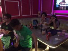 -米乐星世界KTV