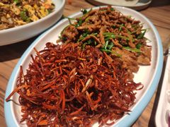 农家小炒肉-合合春饼·酱骨·东北菜(潘家园店)