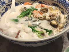 极品鱼头皇-山外山菜馆(玉泉路店)