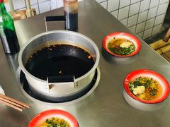 -咏勝锑锅麻辣烫(净居寺路总店)