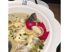 -江渔儿酸菜鱼(万科东荟城店)