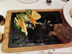 -龙虾酒吧扒房(宁波香格里拉店)