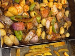 -老东镇啤酒屋海鲜加工·蒸汽海鲜·海鲜烧烤(台东店)