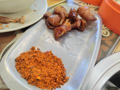 咔嚓肥肠-顶上头·螺蛳火锅(五一新村店)