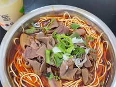 -薛记襄阳香辣牛肉面(平安路店)